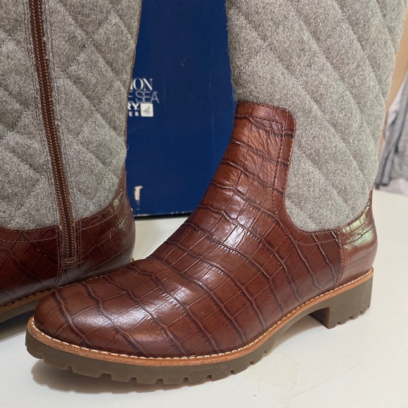Sperry Topsliders Gray Diamond Quilted Brown Leather Boots Size 8 very classy - Picture 3 of 14